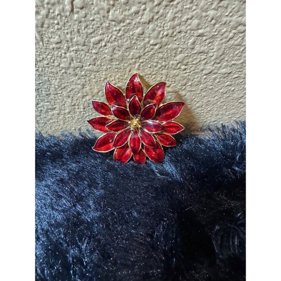Vintage Red Enamel Flower Brooch Pin Gold Plated Jewelry - Picture 2 of 4